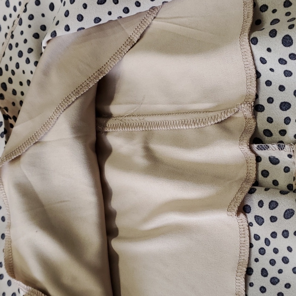 Francesca jai ami, Y2K XS mini skirt. Ivory with black dots. Back zipper XS. - Picture 4 of 11